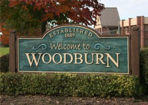 Welcome to Woodburn sign